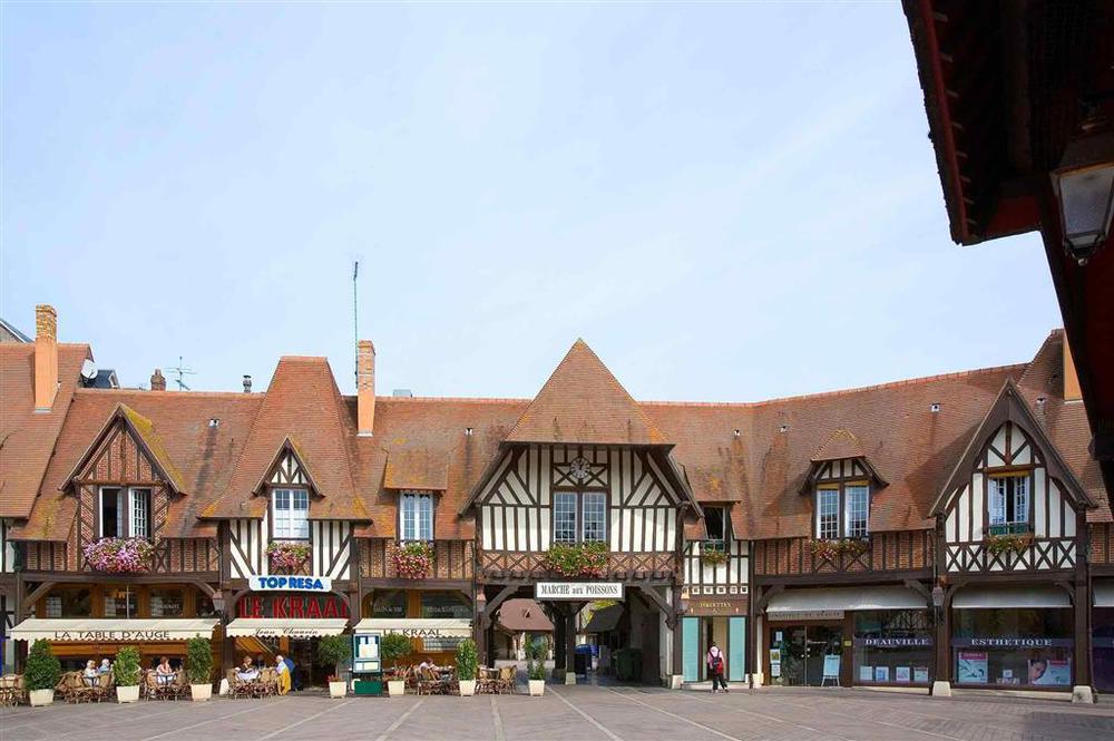 Mercure Centre 4*